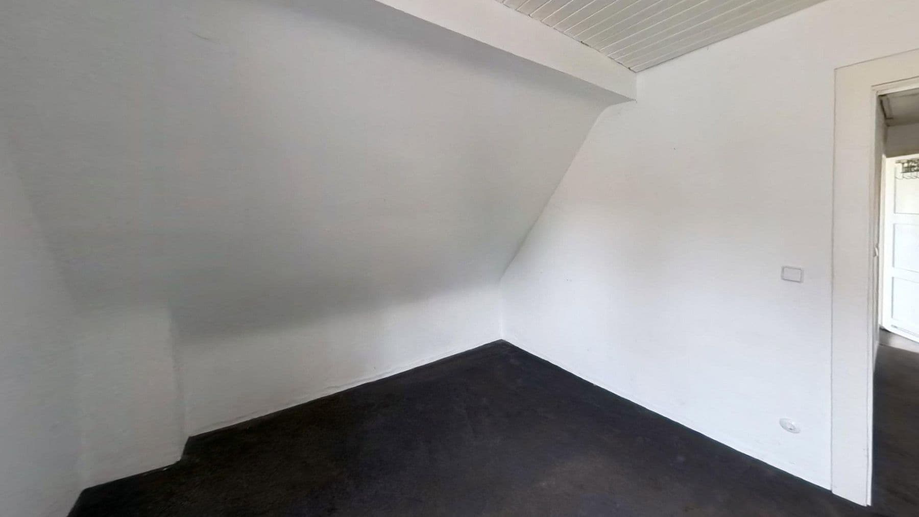 Predaj domu 123 m², pozemek 1.041 m², Herrmann-Löns-Weg 37, Salzgitter, Dolné Sasko Predaj domu 123 m², pozemek 1.041 m², Herrmann-Löns-Weg 37, Salzgitter, Dolné Sasko