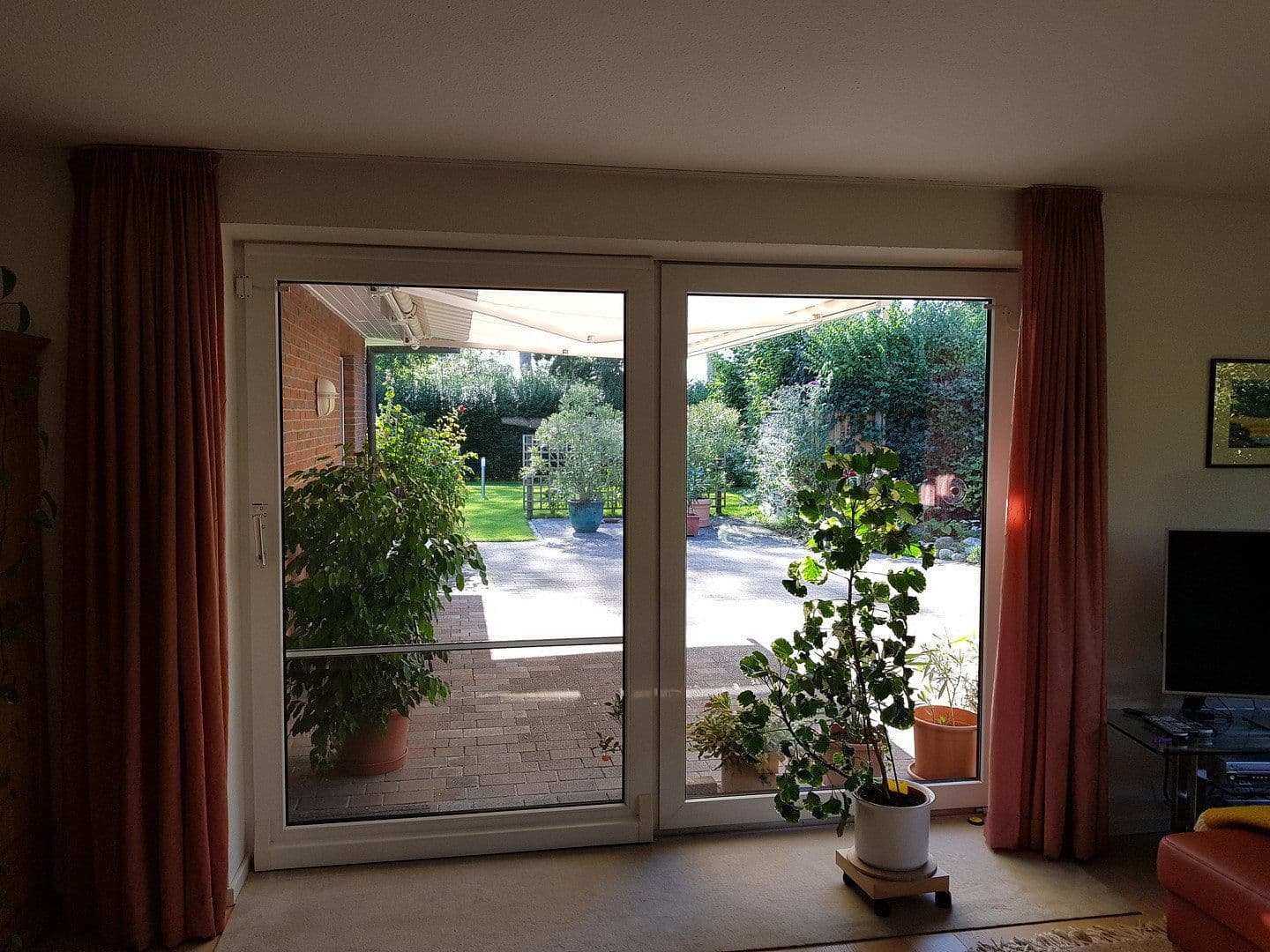 Predaj domu 182 m², pozemek 1.038 m², Vollerwiek, Šlezvicko-Holštajnsko Predaj domu 182 m², pozemek 1.038 m², Vollerwiek, Šlezvicko-Holštajnsko