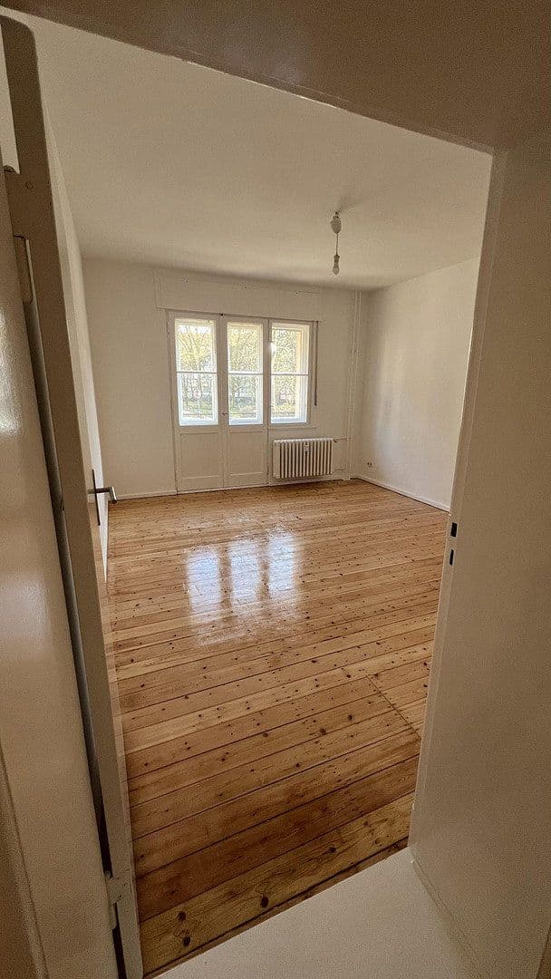 Prenájom bytu 2-izbový 59 m², Berlin, Berlín Prenájom bytu 2-izbový 59 m², Berlin, Berlín