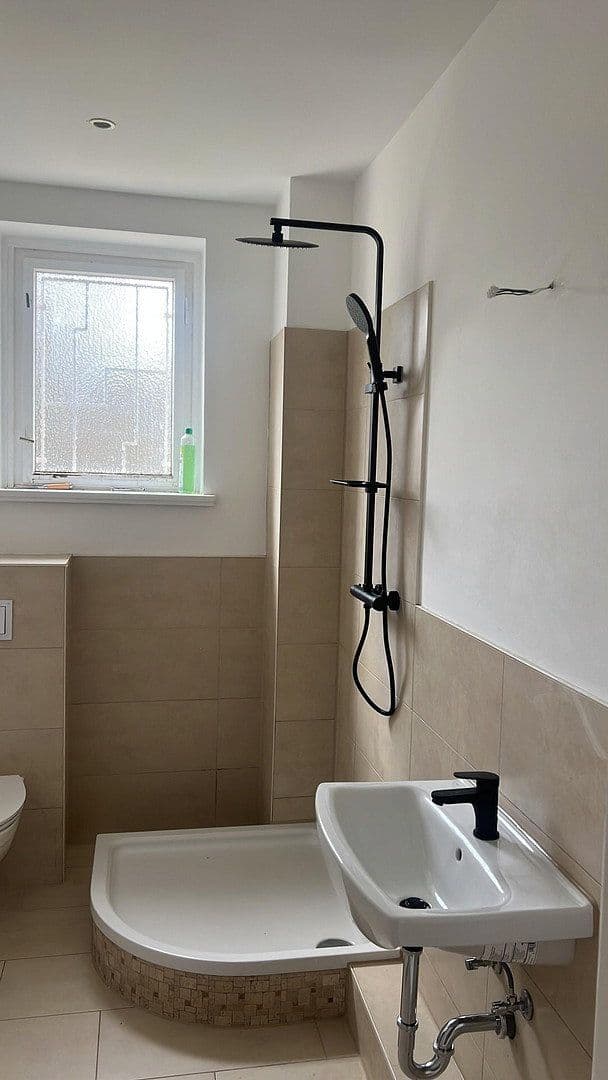 Prenájom bytu 2-izbový 59 m², Berlin, Berlín Prenájom bytu 2-izbový 59 m², Berlin, Berlín