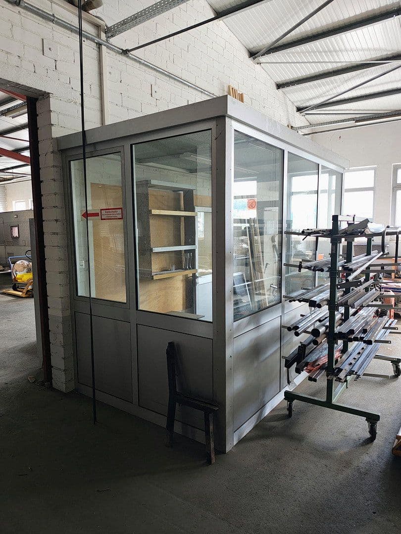 Prenájom nebytového priestoru 960 m², Am Steinbruch 3, Gerhardshofen, Bavorsko Prenájom nebytového priestoru 960 m², Am Steinbruch 3, Gerhardshofen, Bavorsko