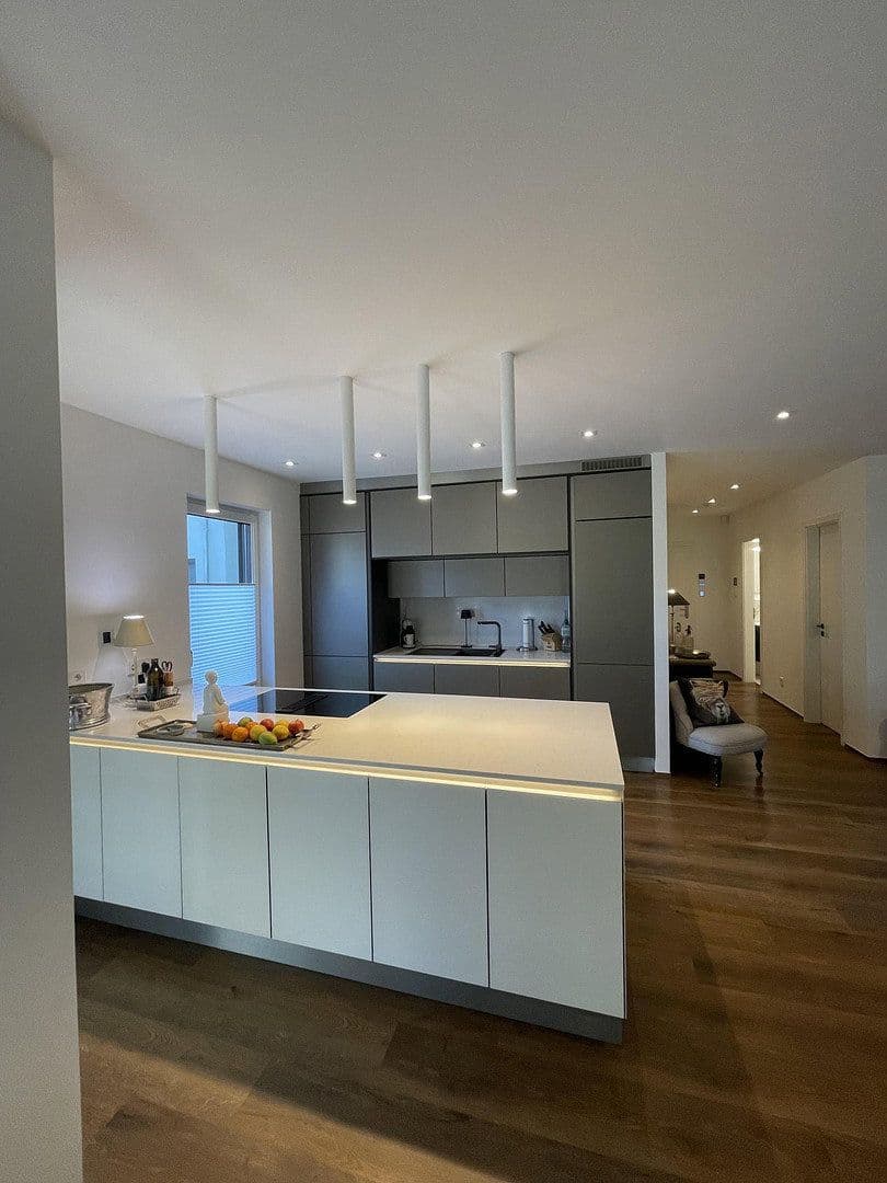 Predaj bytu 4-izbový 128 m², Kamillenweg 8, Wolfsburg, Dolné Sasko Predaj bytu 4-izbový 128 m², Kamillenweg 8, Wolfsburg, Dolné Sasko