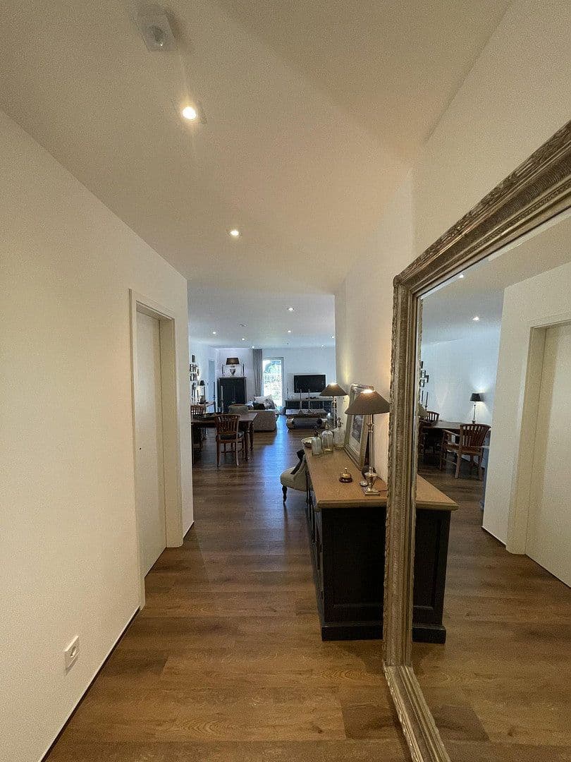 Predaj bytu 4-izbový 128 m², Kamillenweg 8, Wolfsburg, Dolné Sasko Predaj bytu 4-izbový 128 m², Kamillenweg 8, Wolfsburg, Dolné Sasko