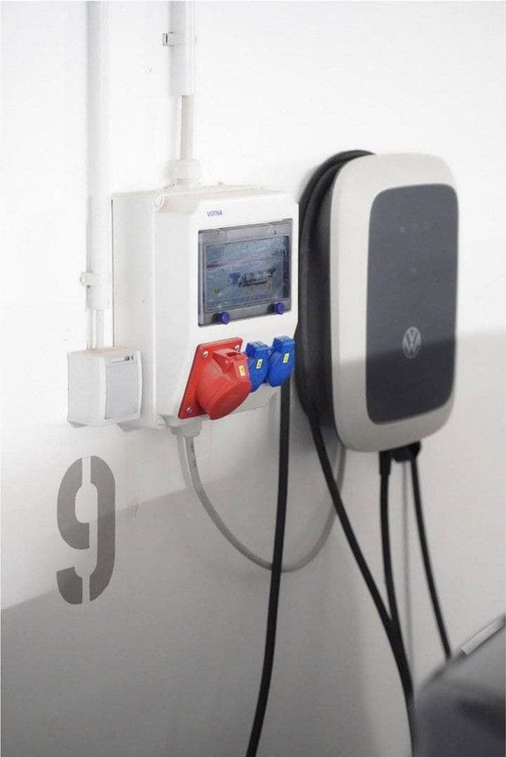 Predaj bytu 4-izbový 128 m², Kamillenweg 8, Wolfsburg, Dolné Sasko Predaj bytu 4-izbový 128 m², Kamillenweg 8, Wolfsburg, Dolné Sasko