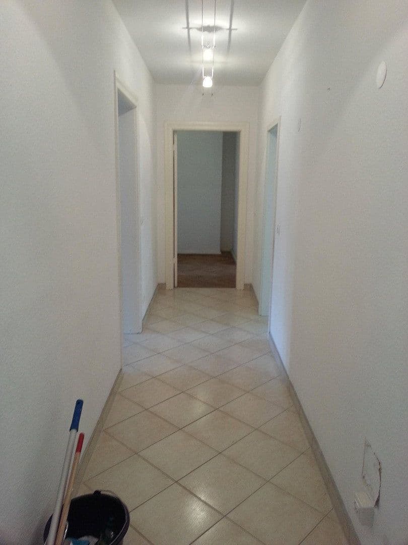 Prenájom bytu 4-izbový 96 m², Westring 31, Magdeburg, Sasko-Anhaltsko Prenájom bytu 4-izbový 96 m², Westring 31, Magdeburg, Sasko-Anhaltsko