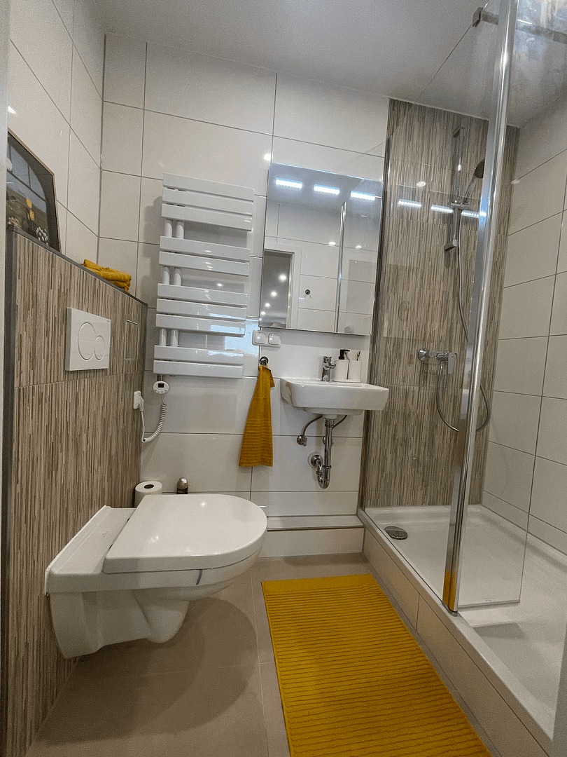 Prenájom bytu 5-izbový 120 m², Hamburg, Hamburg Prenájom bytu 5-izbový 120 m², Hamburg, Hamburg