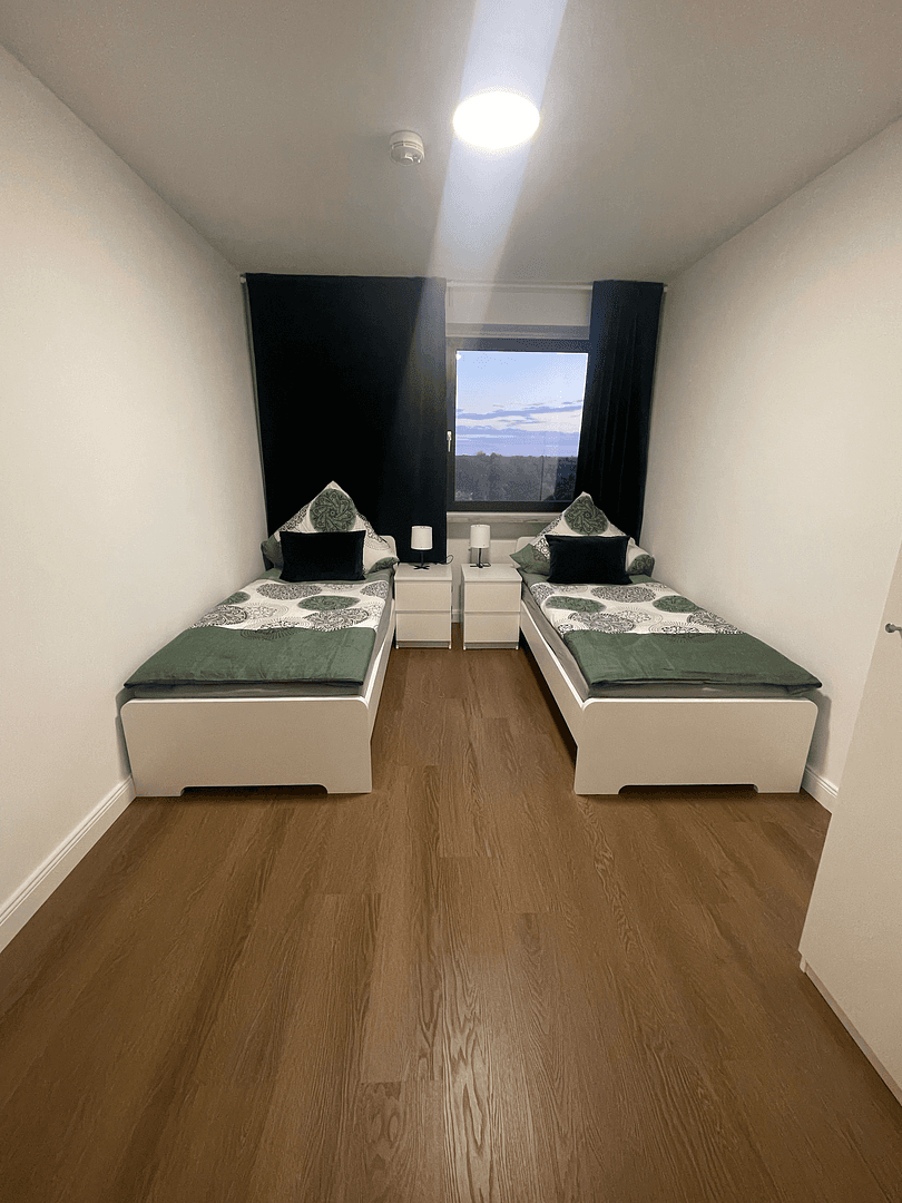 Prenájom bytu 5-izbový 120 m², Hamburg, Hamburg Prenájom bytu 5-izbový 120 m², Hamburg, Hamburg