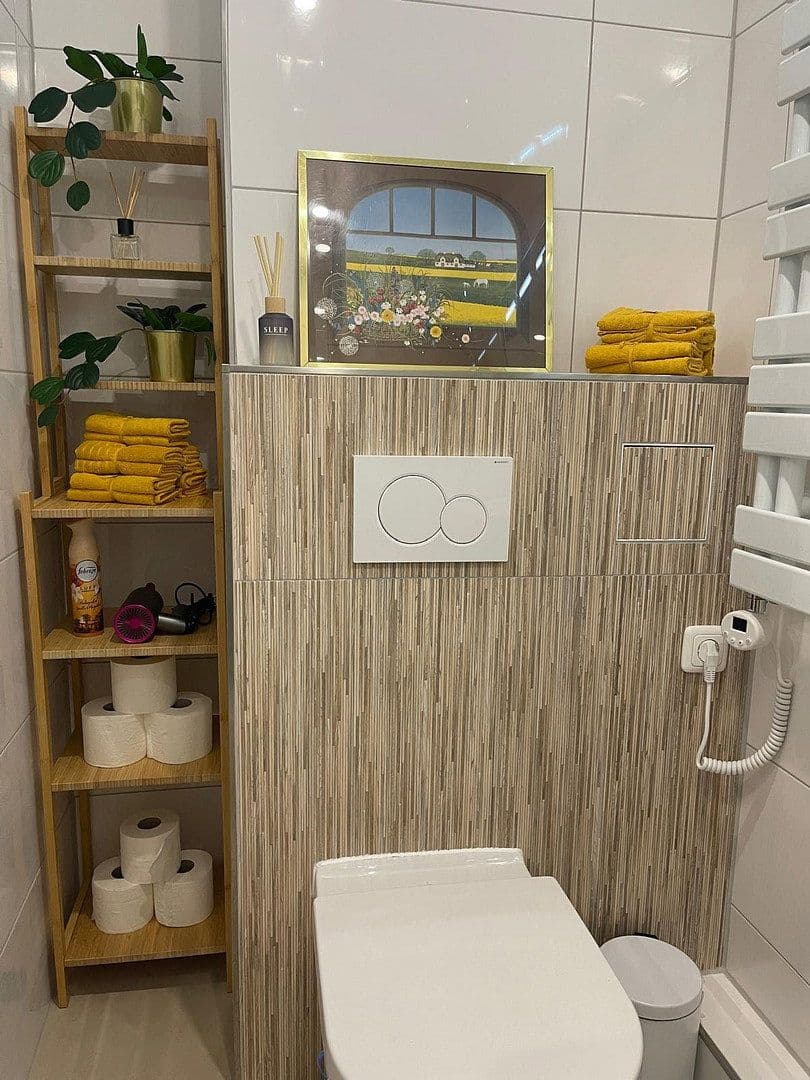 Prenájom bytu 5-izbový 120 m², Hamburg, Hamburg Prenájom bytu 5-izbový 120 m², Hamburg, Hamburg