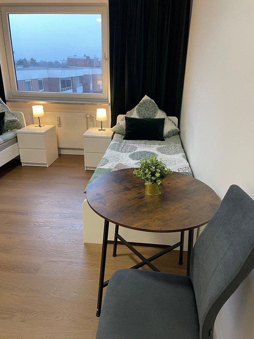 Prenájom bytu 5-izbový 120 m², Hamburg, Hamburg Prenájom bytu 5-izbový 120 m², Hamburg, Hamburg