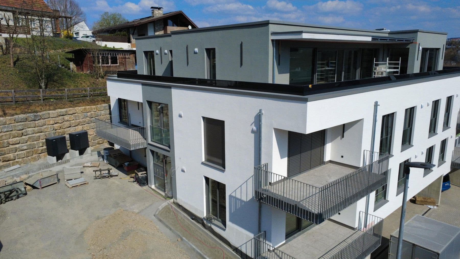 Prenájom bytu 3-izbový 108 m², Scheckertstrasse 2, Zell am Main, Bavorsko Prenájom bytu 3-izbový 108 m², Scheckertstrasse 2, Zell am Main, Bavorsko