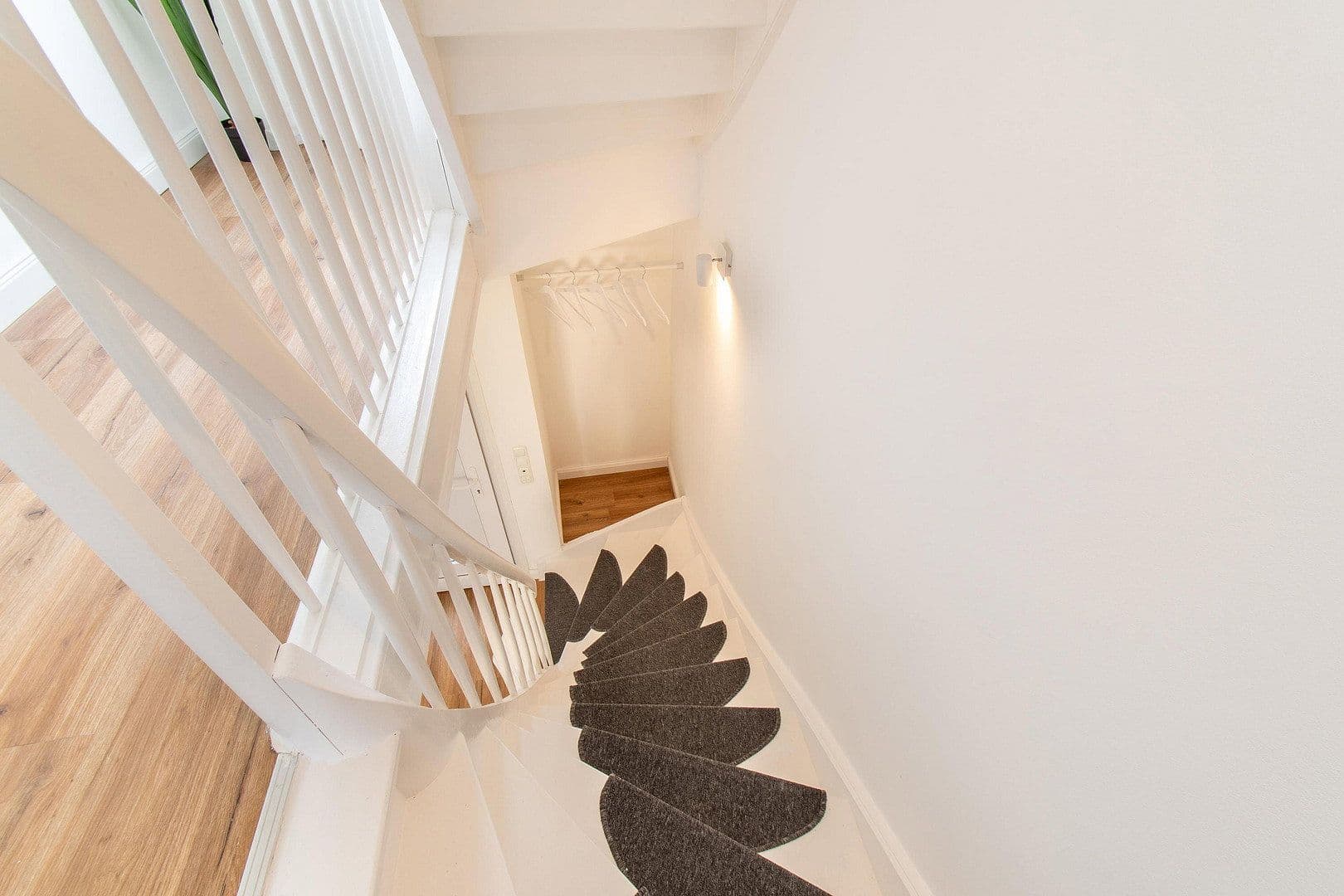 Predaj domu 87 m², pozemek 135 m², Hamburg, Hamburg Predaj domu 87 m², pozemek 135 m², Hamburg, Hamburg