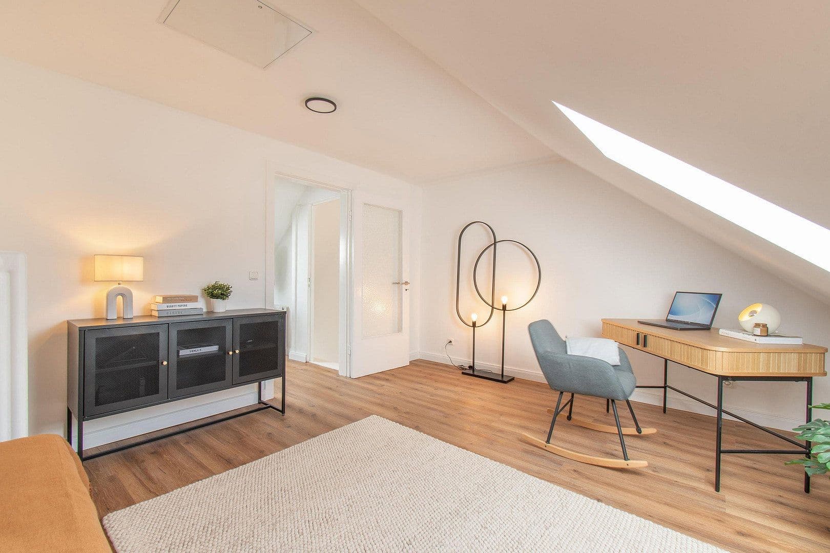 Predaj domu 87 m², pozemek 135 m², Hamburg, Hamburg Predaj domu 87 m², pozemek 135 m², Hamburg, Hamburg