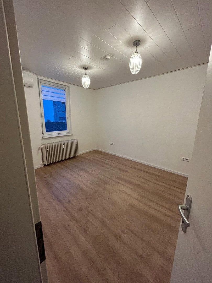 Prenájom domu 170 m², pozemek 225 m², Wielandstrasse 4a, Worms, Porýnie-Falcko Prenájom domu 170 m², pozemek 225 m², Wielandstrasse 4a, Worms, Porýnie-Falcko