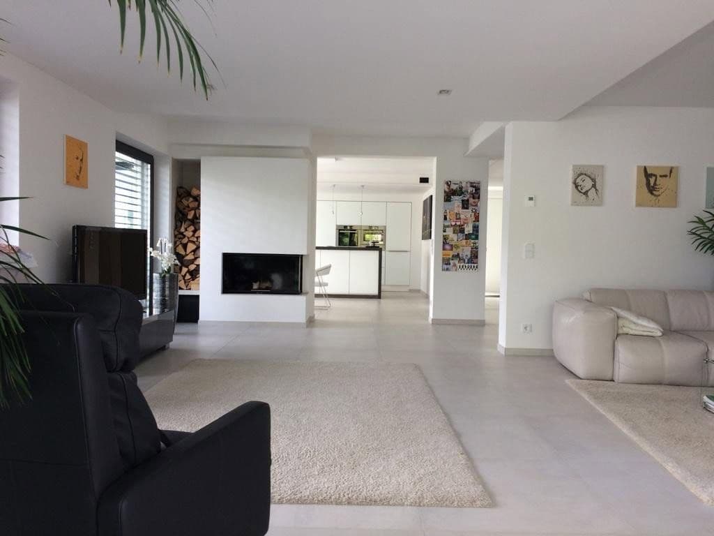 Predaj domu 300 m², pozemek 700 m², Kelkheim (Taunus), Hesensko Predaj domu 300 m², pozemek 700 m², Kelkheim (Taunus), Hesensko