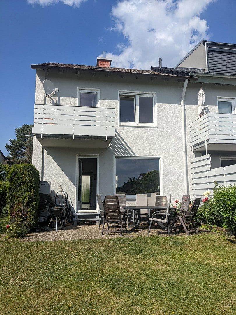 Predaj domu 95 m², pozemek 325 m², Wiesbaden, Hesensko Predaj domu 95 m², pozemek 325 m², Wiesbaden, Hesensko