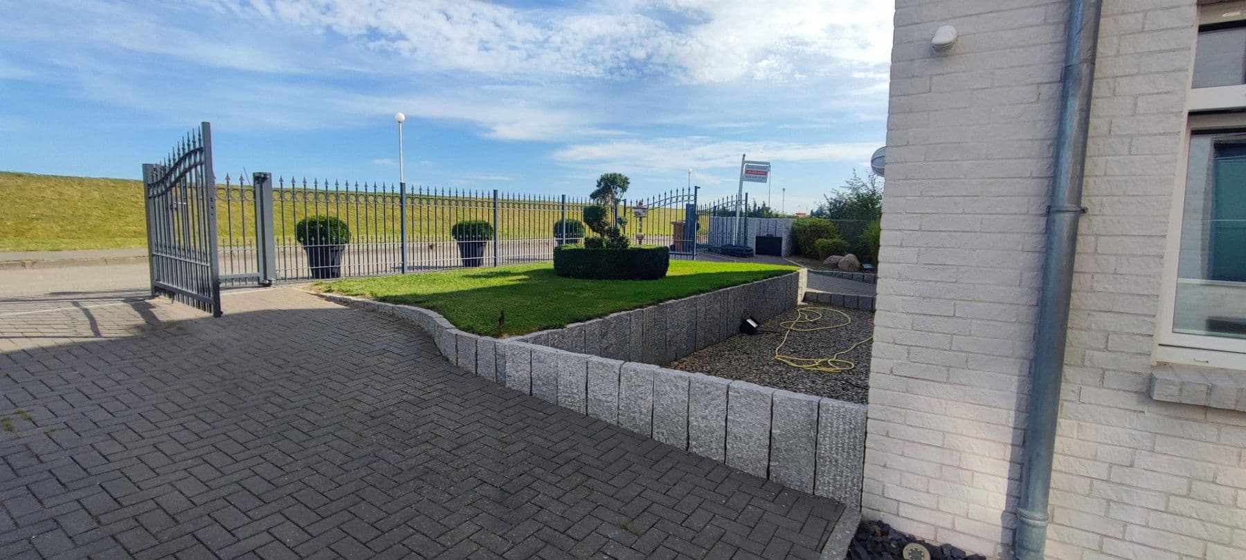 Predaj domu 340 m², pozemek 1.040 m², Schönberg (Holstein), Šlezvicko-Holštajnsko Predaj domu 340 m², pozemek 1.040 m², Schönberg (Holstein), Šlezvicko-Holštajnsko