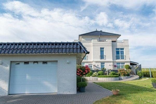 Predaj domu 340 m², pozemek 1.040 m², Schönberg (Holstein), Šlezvicko-Holštajnsko Predaj domu 340 m², pozemek 1.040 m², Schönberg (Holstein), Šlezvicko-Holštajnsko