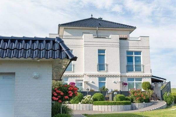 Predaj domu 340 m², pozemek 1.040 m², Schönberg (Holstein), Šlezvicko-Holštajnsko Predaj domu 340 m², pozemek 1.040 m², Schönberg (Holstein), Šlezvicko-Holštajnsko