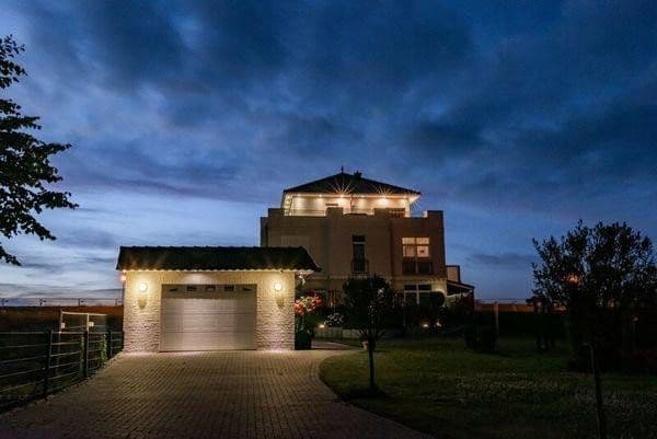 Predaj domu 340 m², pozemek 1.040 m², Schönberg (Holstein), Šlezvicko-Holštajnsko Predaj domu 340 m², pozemek 1.040 m², Schönberg (Holstein), Šlezvicko-Holštajnsko