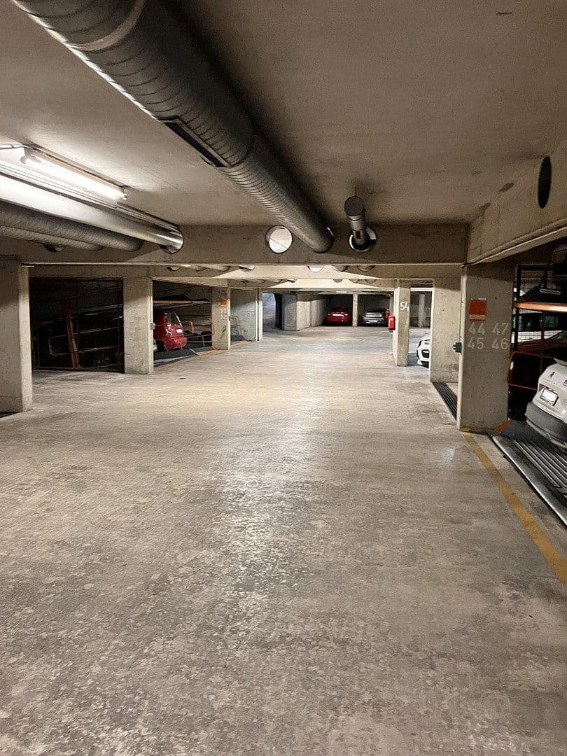 Prenájom garáže, Wien, Viedeň Prenájom garáže, Wien, Viedeň