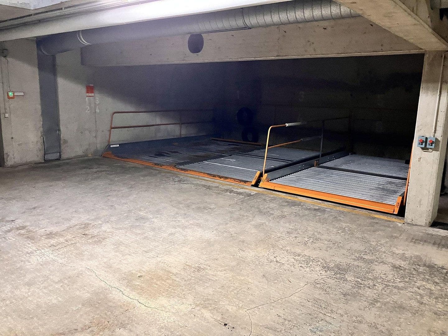 Prenájom garáže, Wien, Viedeň Prenájom garáže, Wien, Viedeň