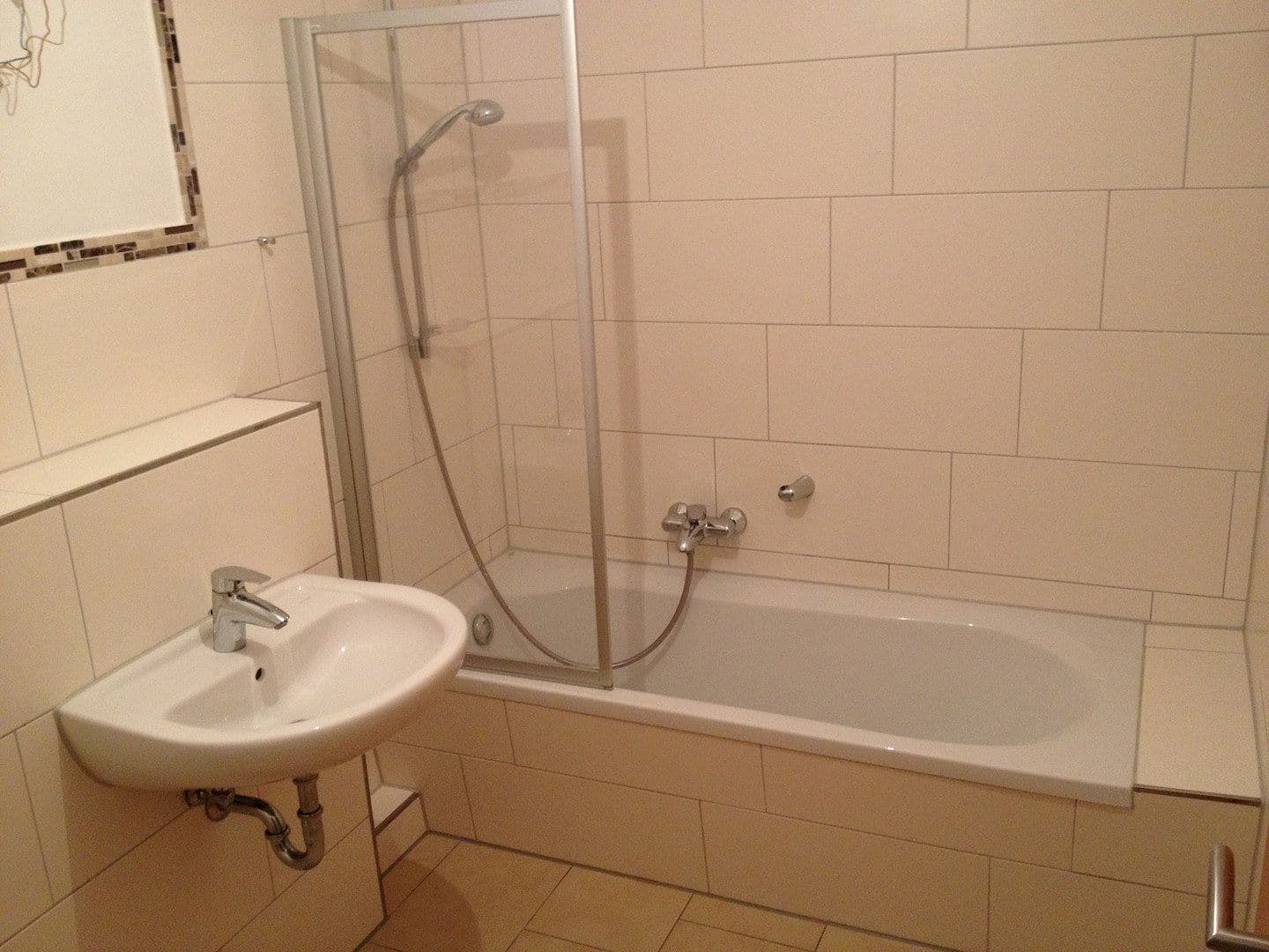 Prenájom domu 100 m², pozemek 160 m², Börnsen, Šlezvicko-Holštajnsko Prenájom domu 100 m², pozemek 160 m², Börnsen, Šlezvicko-Holštajnsko