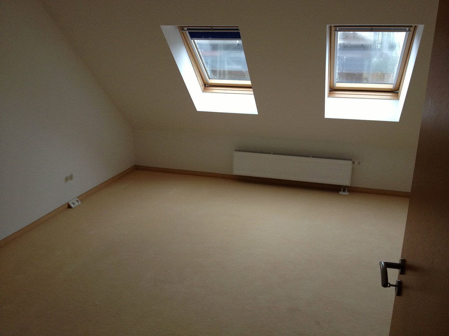 Prenájom domu 100 m², pozemek 160 m², Börnsen, Šlezvicko-Holštajnsko Prenájom domu 100 m², pozemek 160 m², Börnsen, Šlezvicko-Holštajnsko