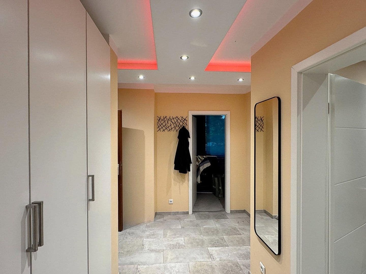 Predaj bytu 2-izbový 64 m², Friedrichstraße 55, Köln, Severné Porýnie - Westfálsko Predaj bytu 2-izbový 64 m², Friedrichstraße 55, Köln, Severné Porýnie - Westfálsko