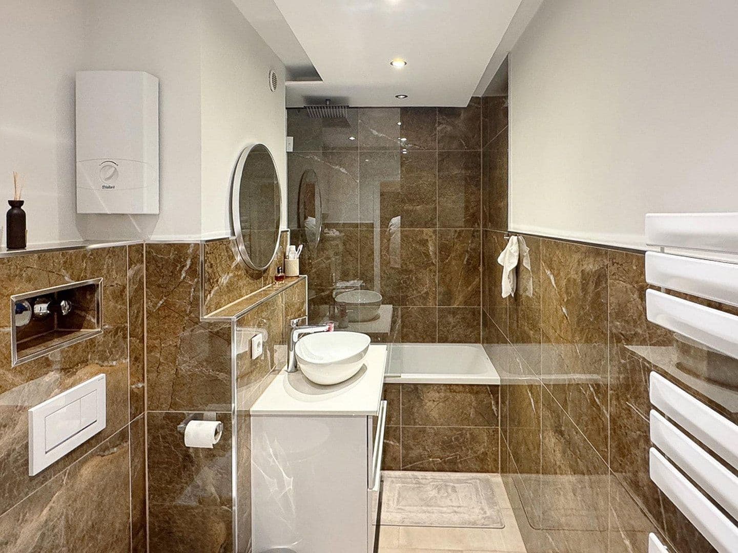 Predaj bytu 2-izbový 64 m², Friedrichstraße 55, Köln, Severné Porýnie - Westfálsko Predaj bytu 2-izbový 64 m², Friedrichstraße 55, Köln, Severné Porýnie - Westfálsko