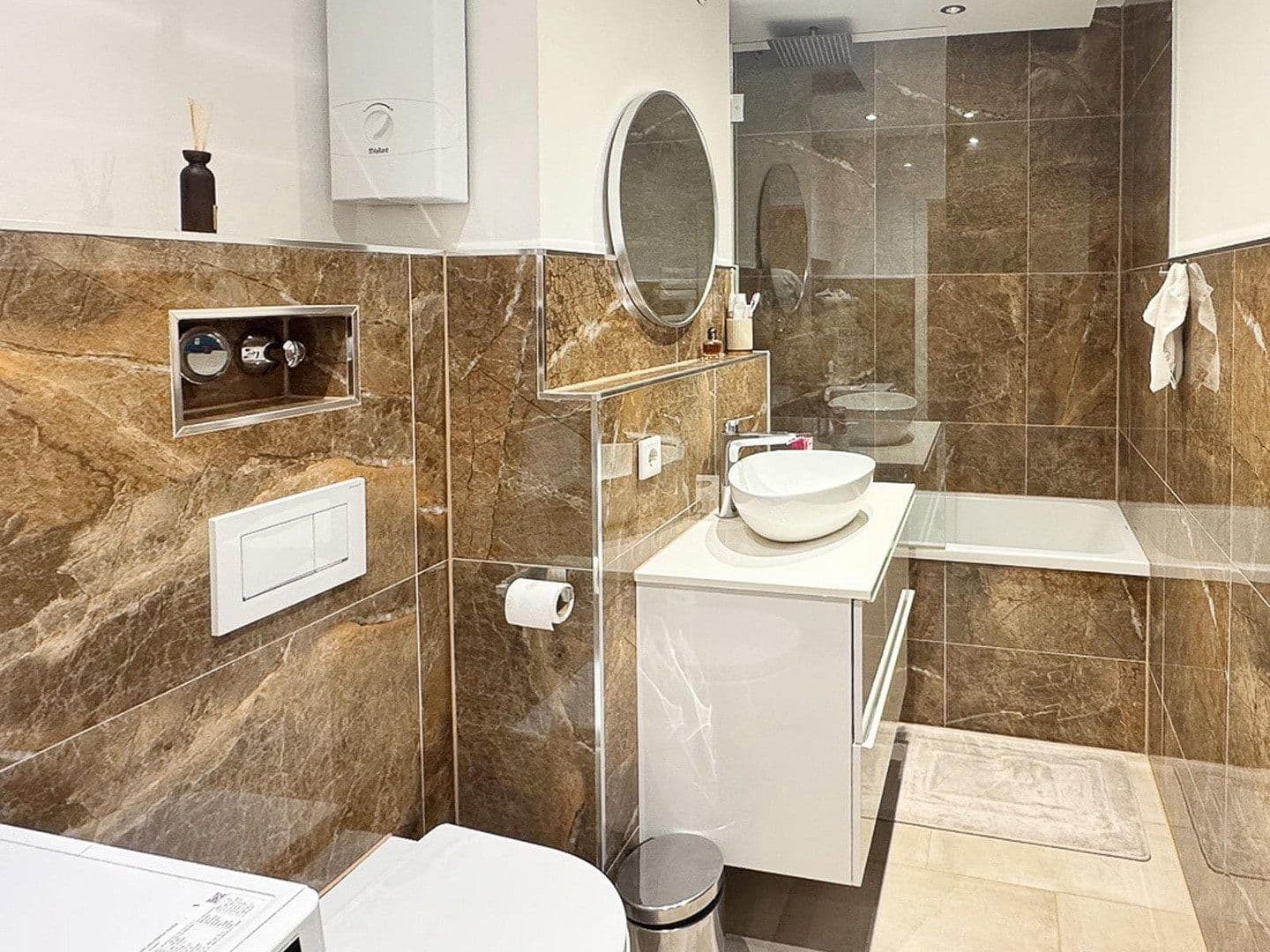 Predaj bytu 2-izbový 64 m², Friedrichstraße 55, Köln, Severné Porýnie - Westfálsko Predaj bytu 2-izbový 64 m², Friedrichstraße 55, Köln, Severné Porýnie - Westfálsko