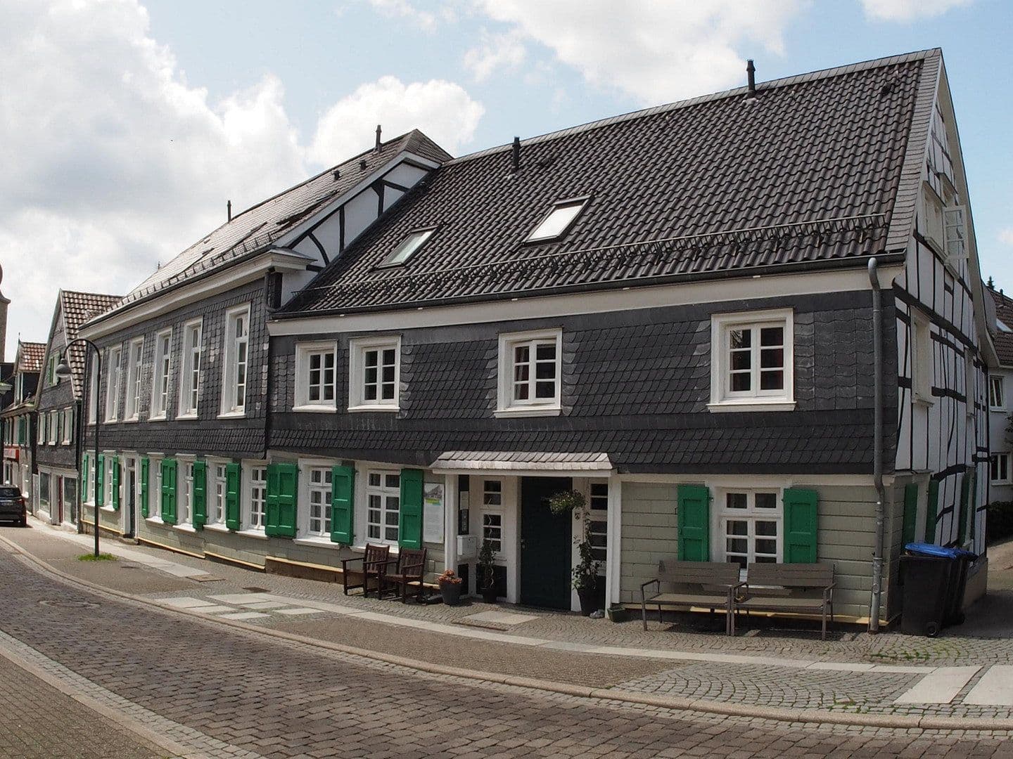 Predaj bytu 5-izbový 132 m², Remscheid Lüttringhausen, Severné Porýnie - Westfálsko Predaj bytu 5-izbový 132 m², Remscheid Lüttringhausen, Severné Porýnie - Westfálsko