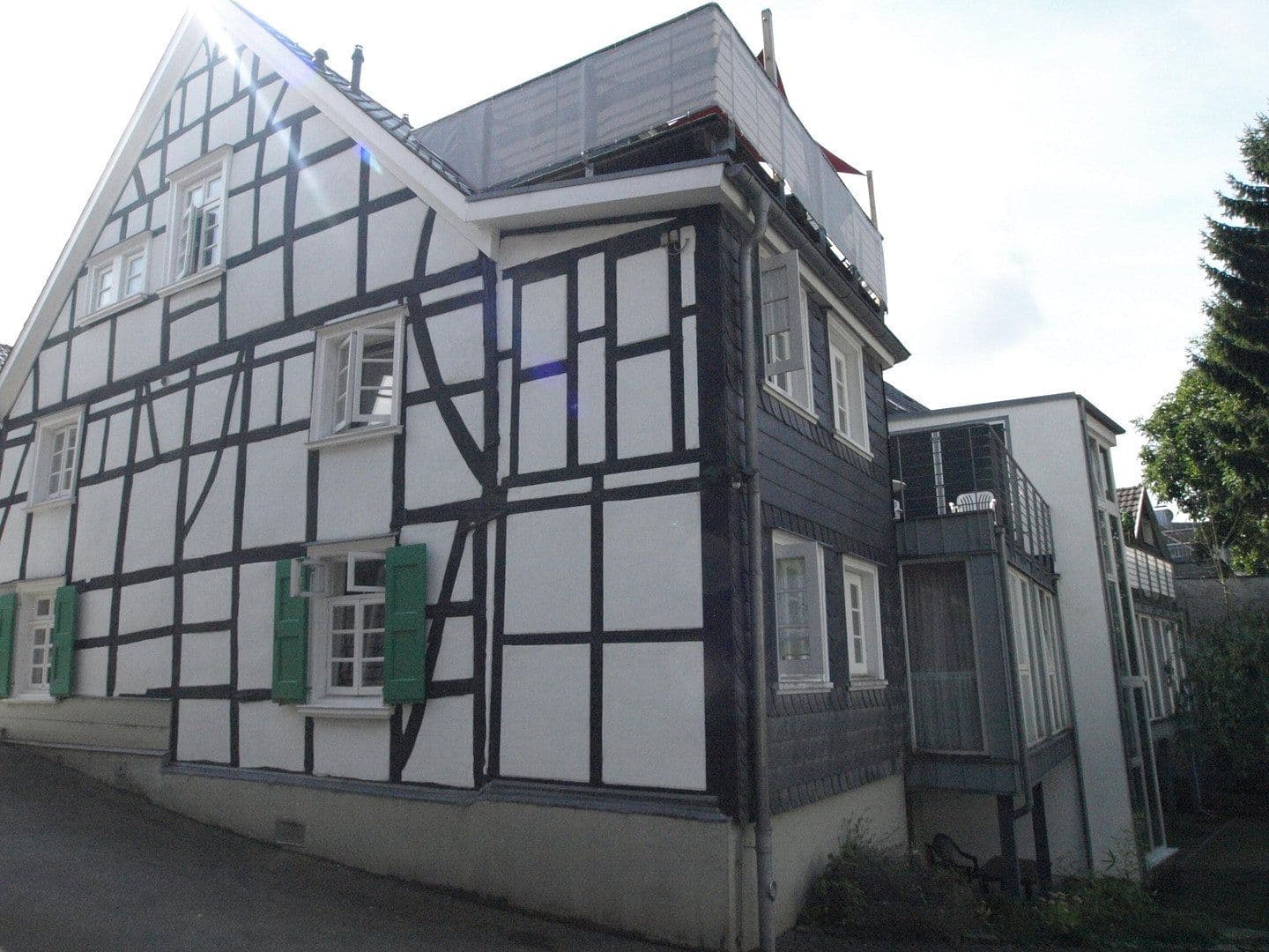 Predaj bytu 5-izbový 132 m², Remscheid Lüttringhausen, Severné Porýnie - Westfálsko Predaj bytu 5-izbový 132 m², Remscheid Lüttringhausen, Severné Porýnie - Westfálsko