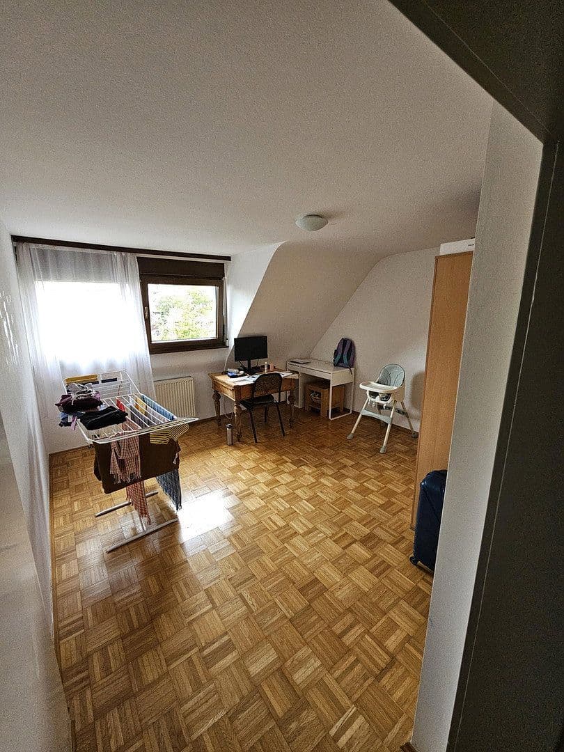 Predaj domu 165 m², pozemek 485 m², Karlsruhe, Bádensko-Wurttembersko Predaj domu 165 m², pozemek 485 m², Karlsruhe, Bádensko-Wurttembersko