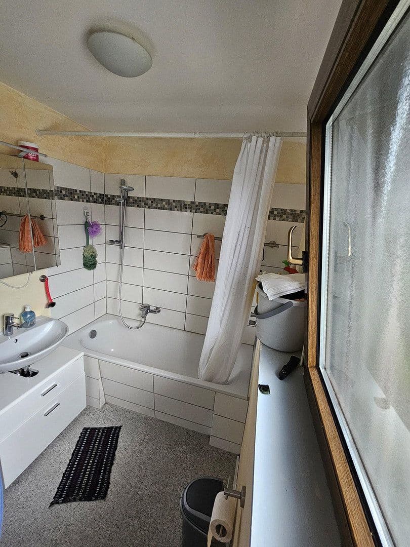 Predaj domu 165 m², pozemek 485 m², Karlsruhe, Bádensko-Wurttembersko Predaj domu 165 m², pozemek 485 m², Karlsruhe, Bádensko-Wurttembersko