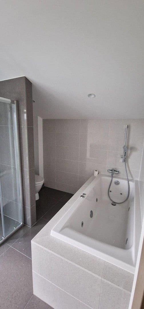 Predaj domu 150 m², pozemek 420 m², steinbergskamp 1A und 1B, Basdahl, Dolné Sasko Predaj domu 150 m², pozemek 420 m², steinbergskamp 1A und 1B, Basdahl, Dolné Sasko