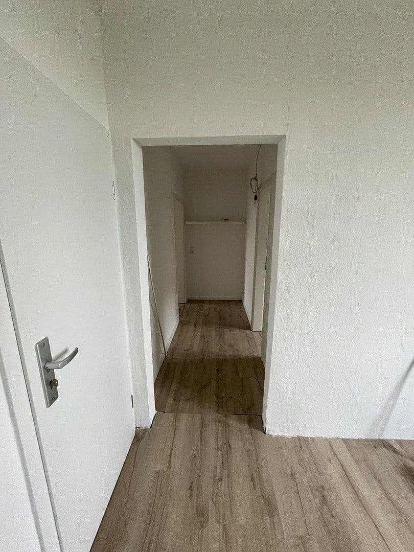 Prenájom bytu 2-izbový 70 m², Landstraße 47, Barsinghausen, Dolné Sasko Prenájom bytu 2-izbový 70 m², Landstraße 47, Barsinghausen, Dolné Sasko