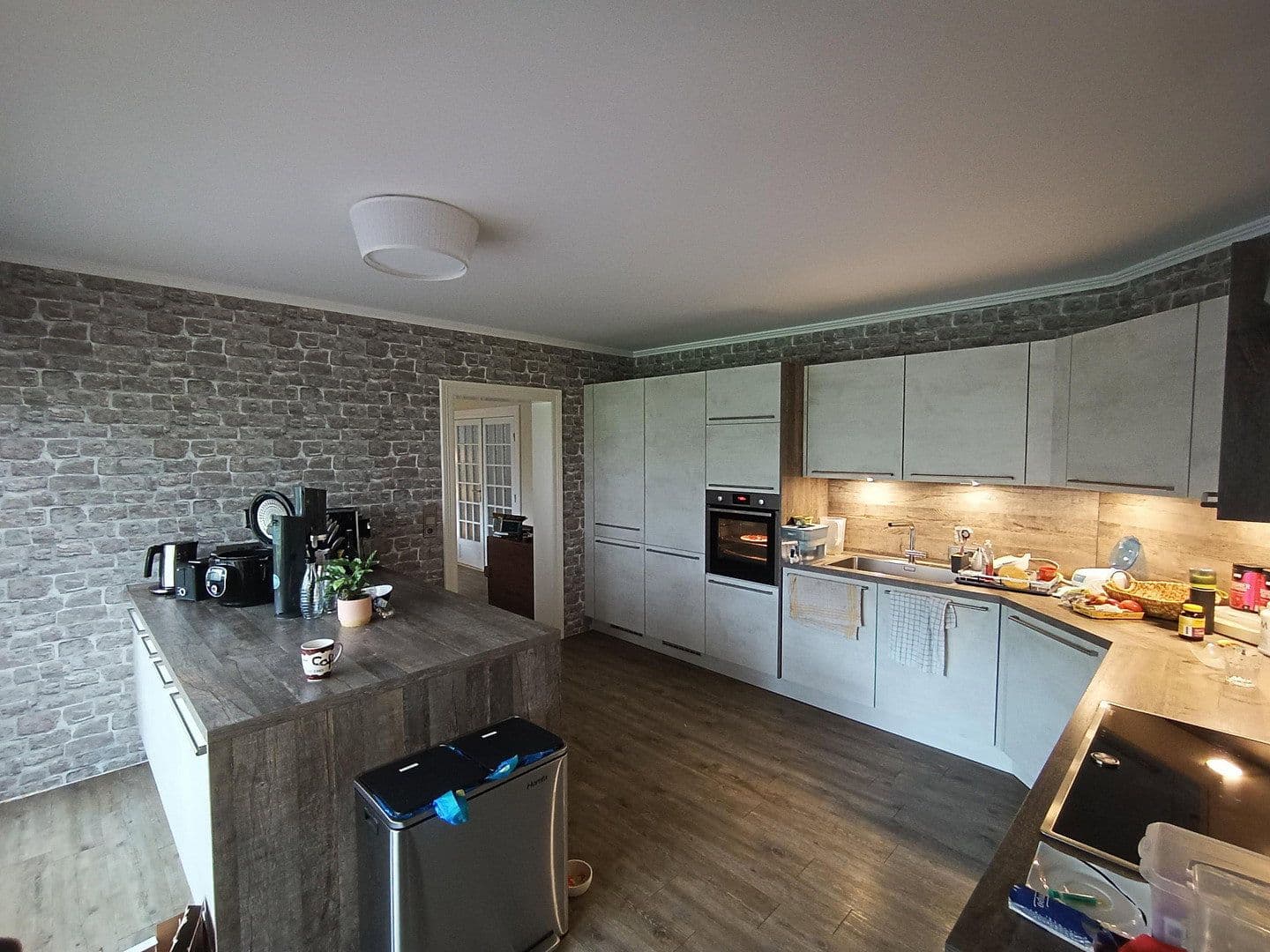 Predaj domu 356 m², pozemek 1.039 m², Swisttal, Severné Porýnie - Westfálsko Predaj domu 356 m², pozemek 1.039 m², Swisttal, Severné Porýnie - Westfálsko