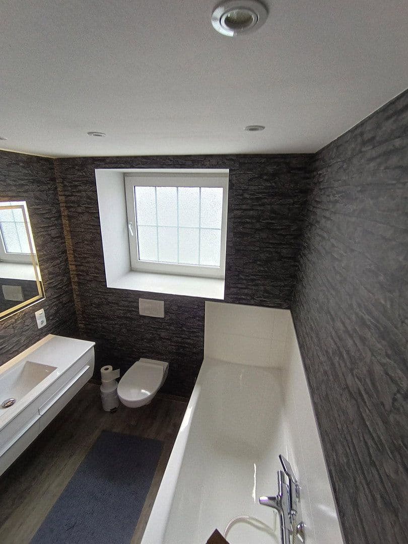 Predaj domu 356 m², pozemek 1.039 m², Swisttal, Severné Porýnie - Westfálsko Predaj domu 356 m², pozemek 1.039 m², Swisttal, Severné Porýnie - Westfálsko