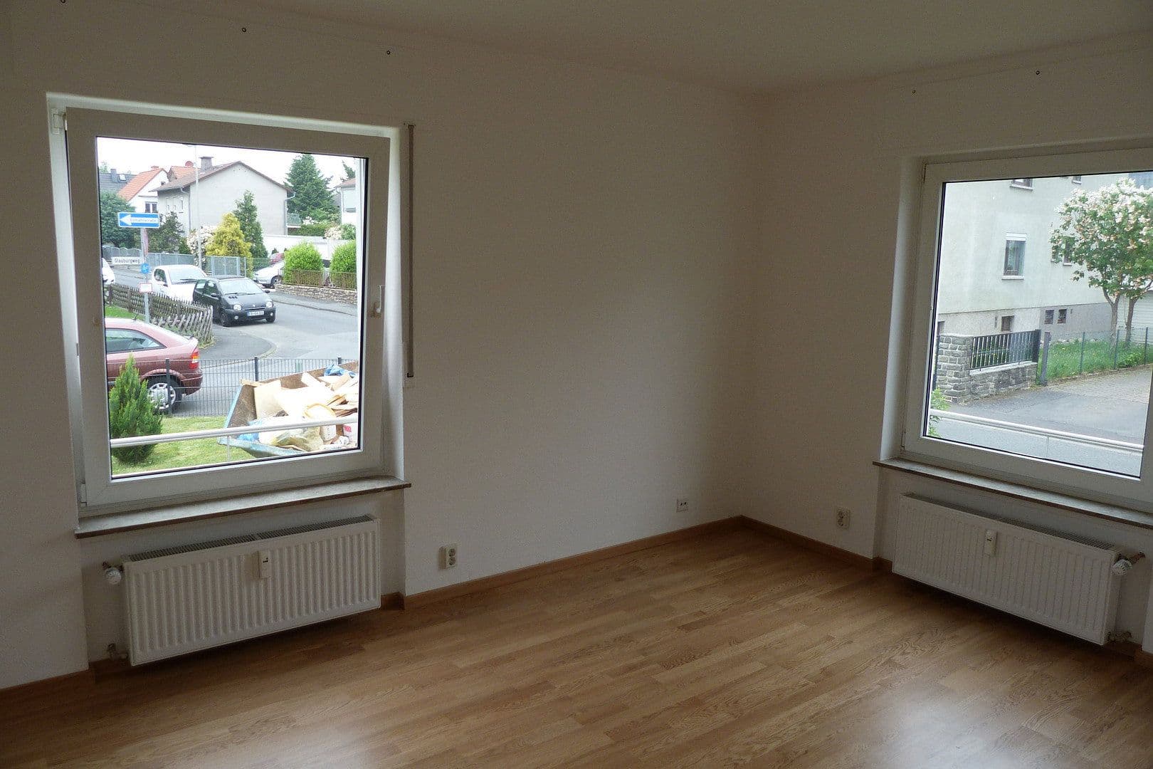 Predaj domu 283 m², pozemek 460 m², Münzenburgstraße 8, Oberursel (Taunus), Hesensko Predaj domu 283 m², pozemek 460 m², Münzenburgstraße 8, Oberursel (Taunus), Hesensko