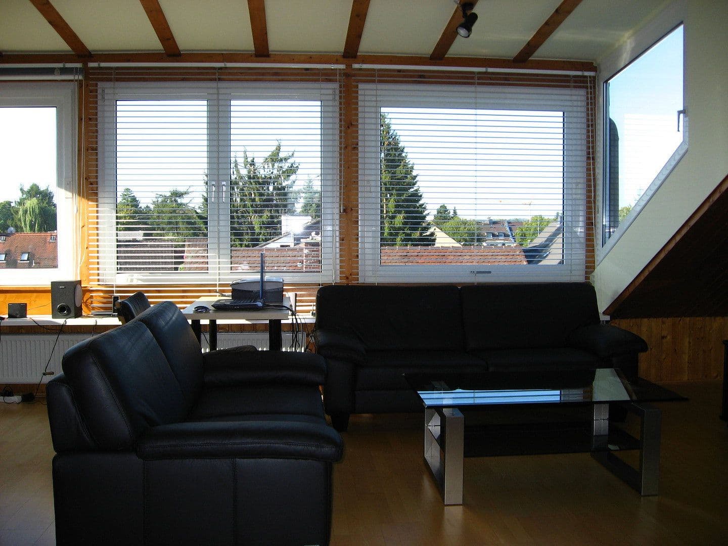 Predaj domu 283 m², pozemek 460 m², Münzenburgstraße 8, Oberursel (Taunus), Hesensko Predaj domu 283 m², pozemek 460 m², Münzenburgstraße 8, Oberursel (Taunus), Hesensko