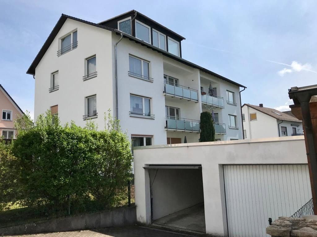 Predaj domu 283 m², pozemek 460 m², Münzenburgstraße 8, Oberursel (Taunus), Hesensko Predaj domu 283 m², pozemek 460 m², Münzenburgstraße 8, Oberursel (Taunus), Hesensko