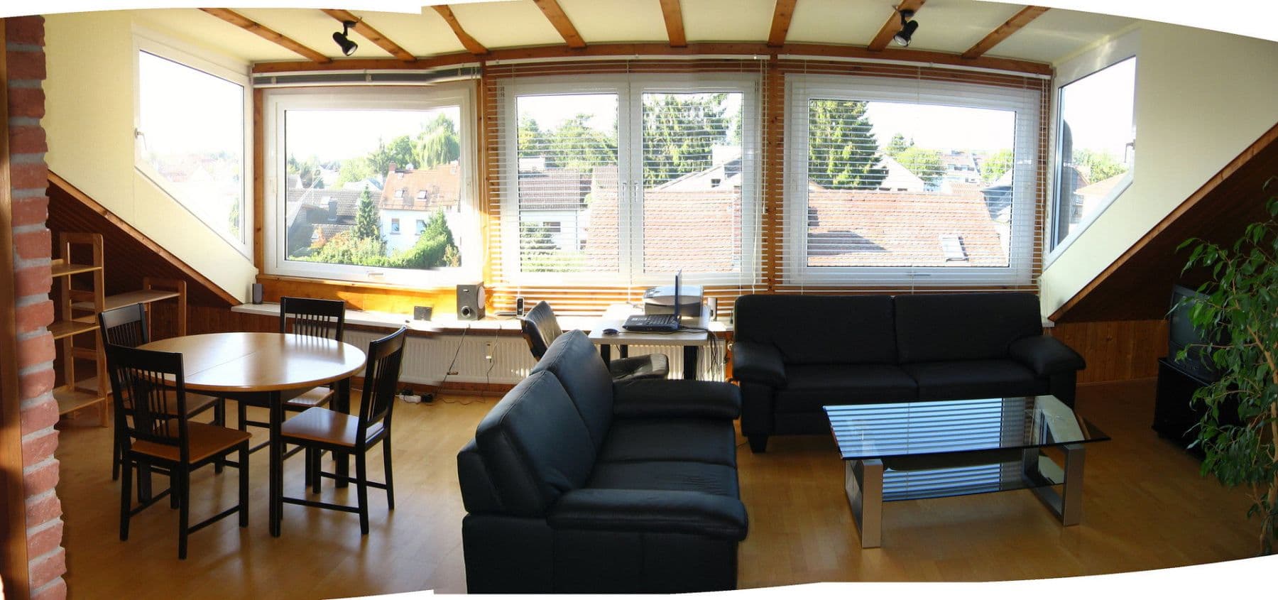 Predaj domu 283 m², pozemek 460 m², Münzenburgstraße 8, Oberursel (Taunus), Hesensko Predaj domu 283 m², pozemek 460 m², Münzenburgstraße 8, Oberursel (Taunus), Hesensko