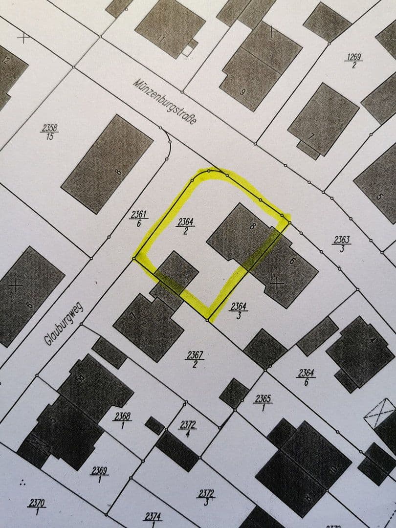 Predaj domu 283 m², pozemek 460 m², Münzenburgstraße 8, Oberursel (Taunus), Hesensko Predaj domu 283 m², pozemek 460 m², Münzenburgstraße 8, Oberursel (Taunus), Hesensko