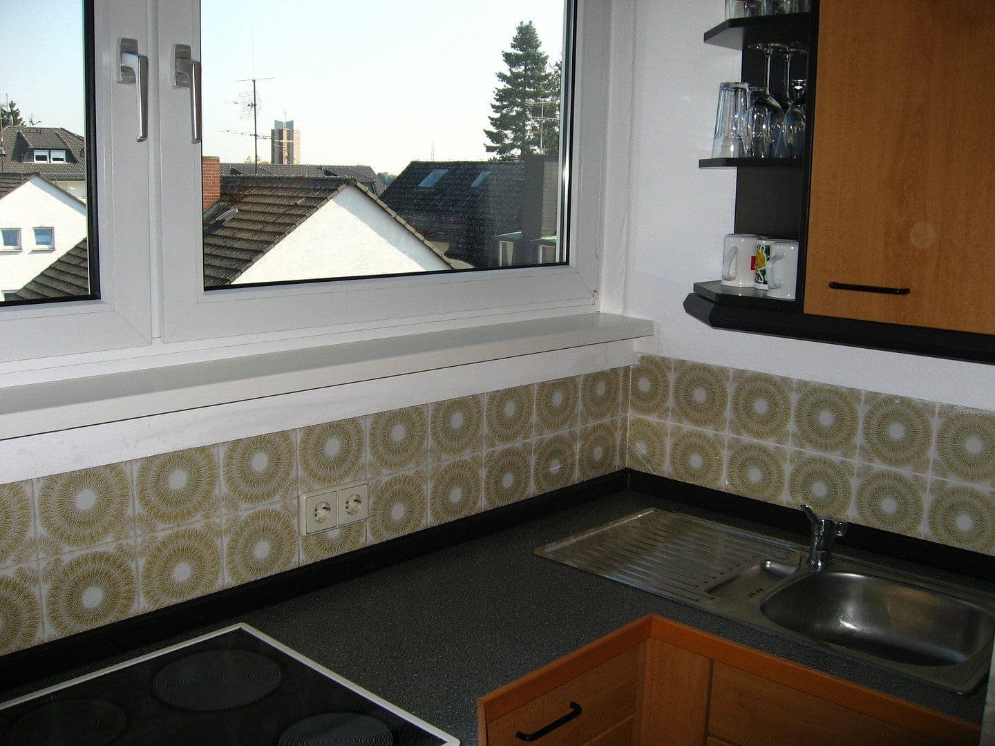 Predaj domu 283 m², pozemek 460 m², Münzenburgstraße 8, Oberursel (Taunus), Hesensko Predaj domu 283 m², pozemek 460 m², Münzenburgstraße 8, Oberursel (Taunus), Hesensko