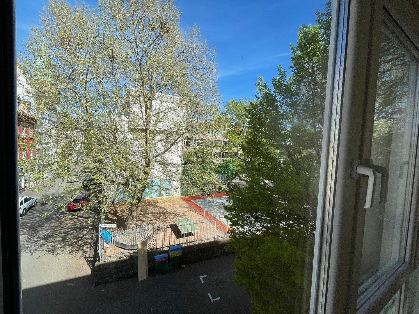 Prenájom bytu 3-izbový 90 m², St. Franziskus-Str. 9, Kaiserslautern, Porýnie-Falcko Prenájom bytu 3-izbový 90 m², St. Franziskus-Str. 9, Kaiserslautern, Porýnie-Falcko