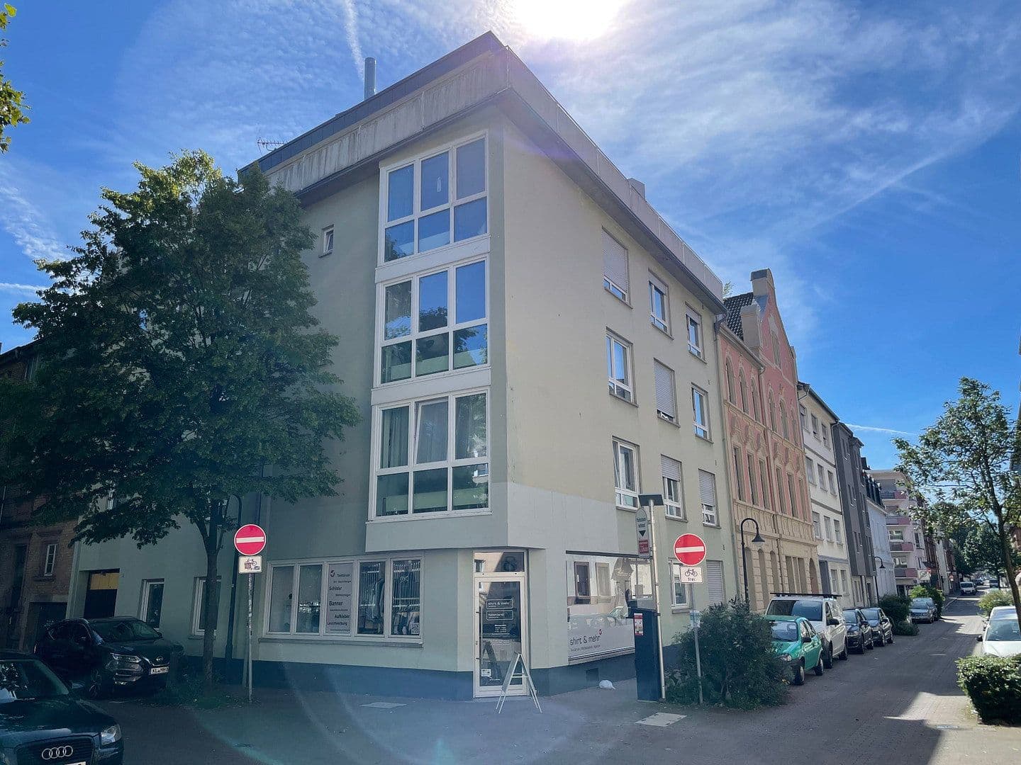 Prenájom bytu 3-izbový 90 m², St. Franziskus-Str. 9, Kaiserslautern, Porýnie-Falcko Prenájom bytu 3-izbový 90 m², St. Franziskus-Str. 9, Kaiserslautern, Porýnie-Falcko
