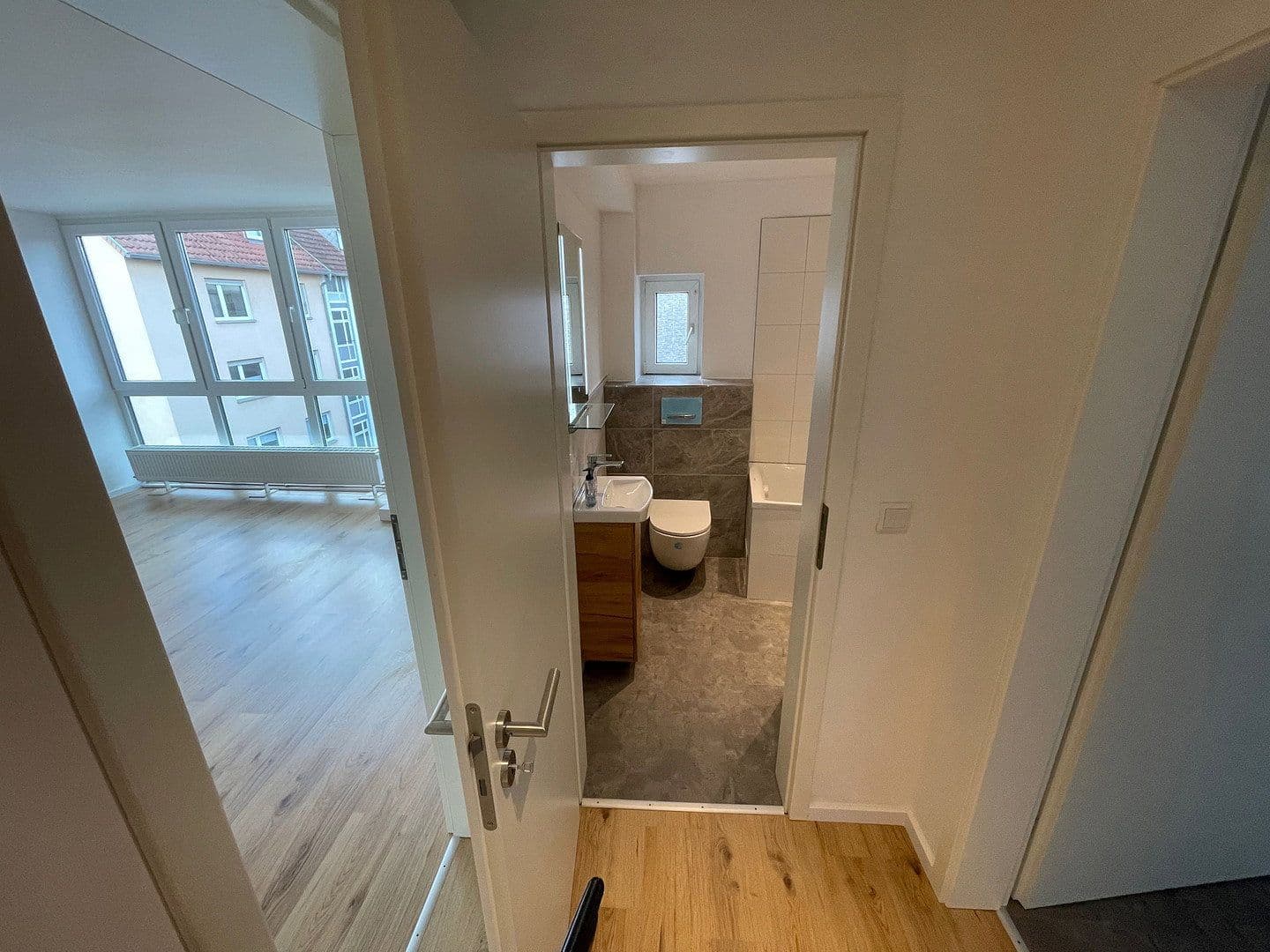 Prenájom bytu 3-izbový 90 m², St. Franziskus-Str. 9, Kaiserslautern, Porýnie-Falcko Prenájom bytu 3-izbový 90 m², St. Franziskus-Str. 9, Kaiserslautern, Porýnie-Falcko