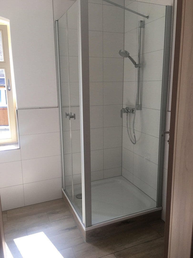 Prenájom bytu 4-izbový 115 m², Pirnaer Landstraße 14, Stolpen, Sasko Prenájom bytu 4-izbový 115 m², Pirnaer Landstraße 14, Stolpen, Sasko