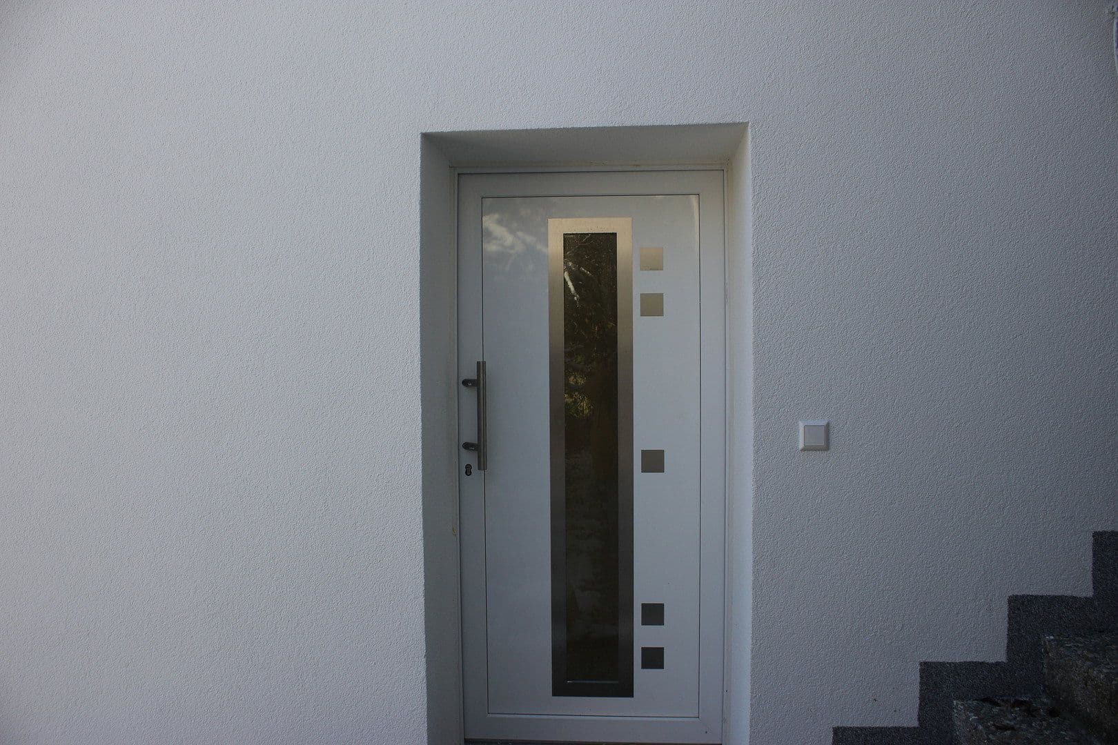 Prenájom bytu 2-izbový 45 m², Uhingen, Bádensko-Wurttembersko Prenájom bytu 2-izbový 45 m², Uhingen, Bádensko-Wurttembersko