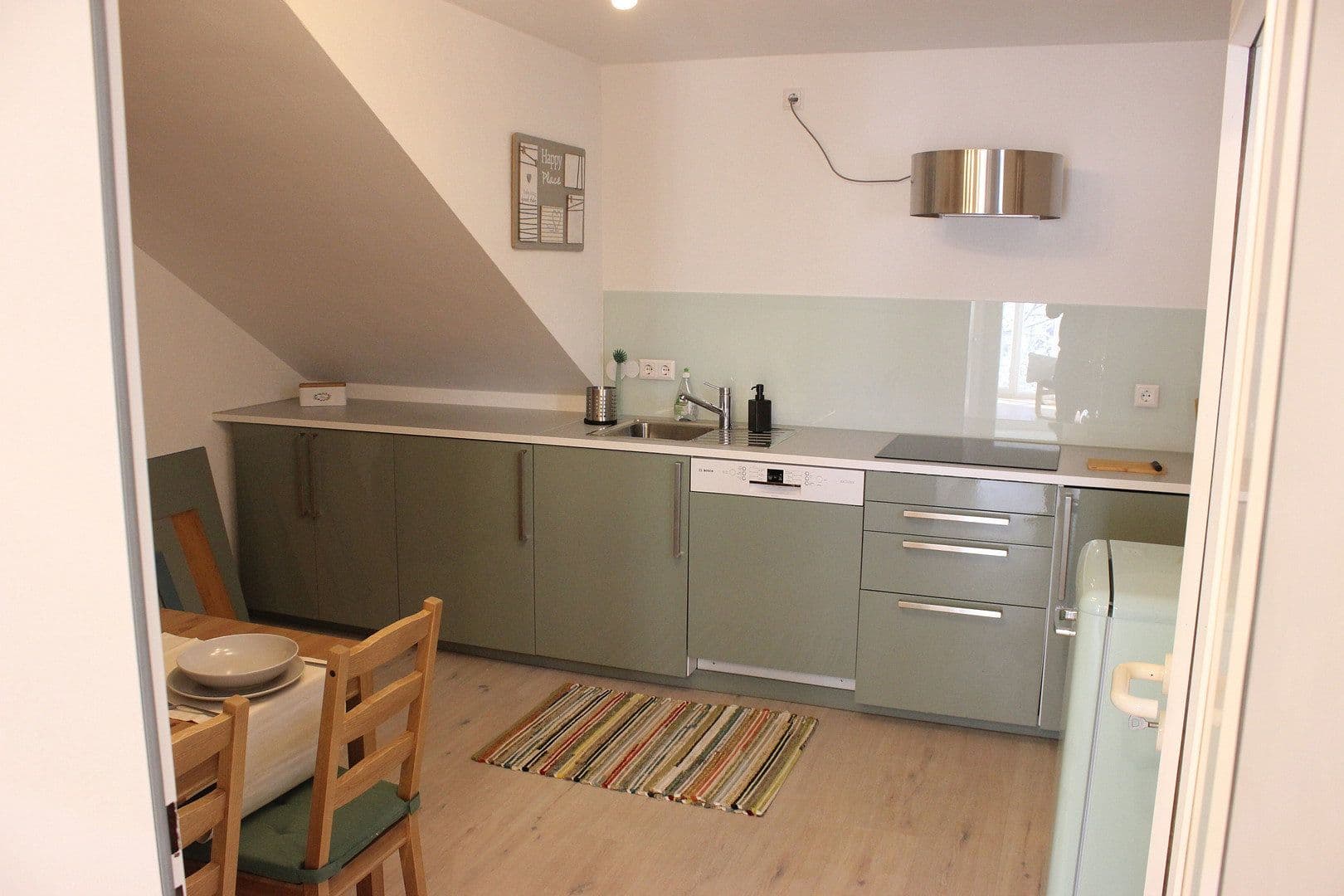 Prenájom bytu 2-izbový 45 m², Uhingen, Bádensko-Wurttembersko Prenájom bytu 2-izbový 45 m², Uhingen, Bádensko-Wurttembersko